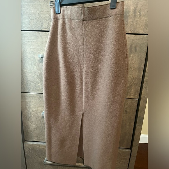 COPY - Xxs the group babaton - Picture 2 of 4